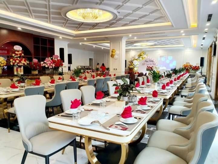 RUBY QUEEN Hotel Hạ Long Exterior foto