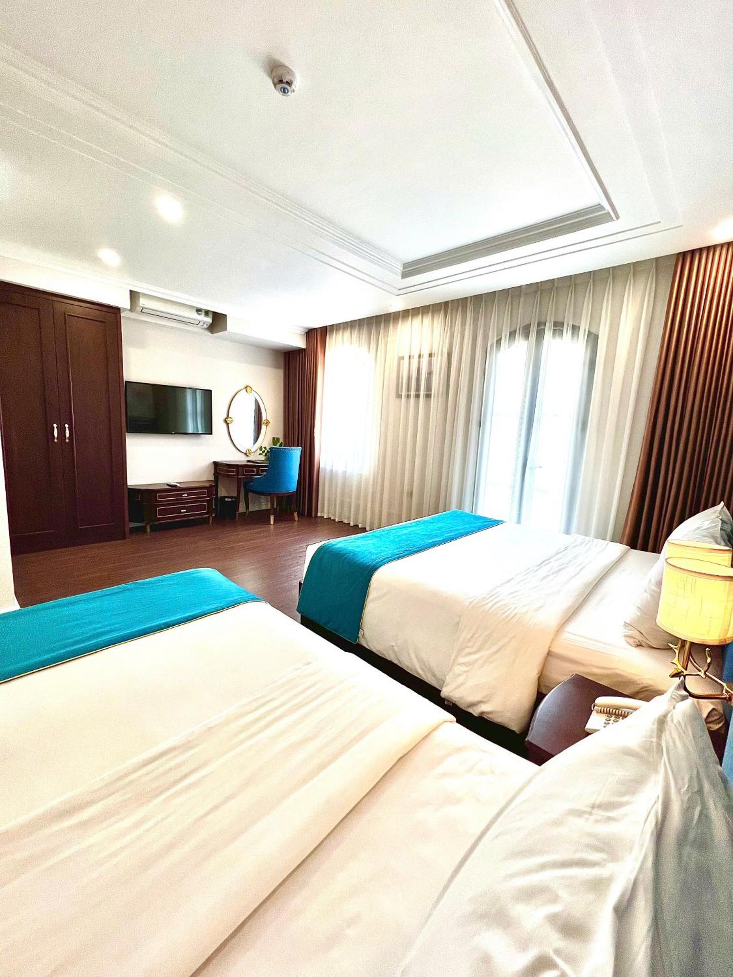 RUBY QUEEN Hotel Hạ Long Exterior foto