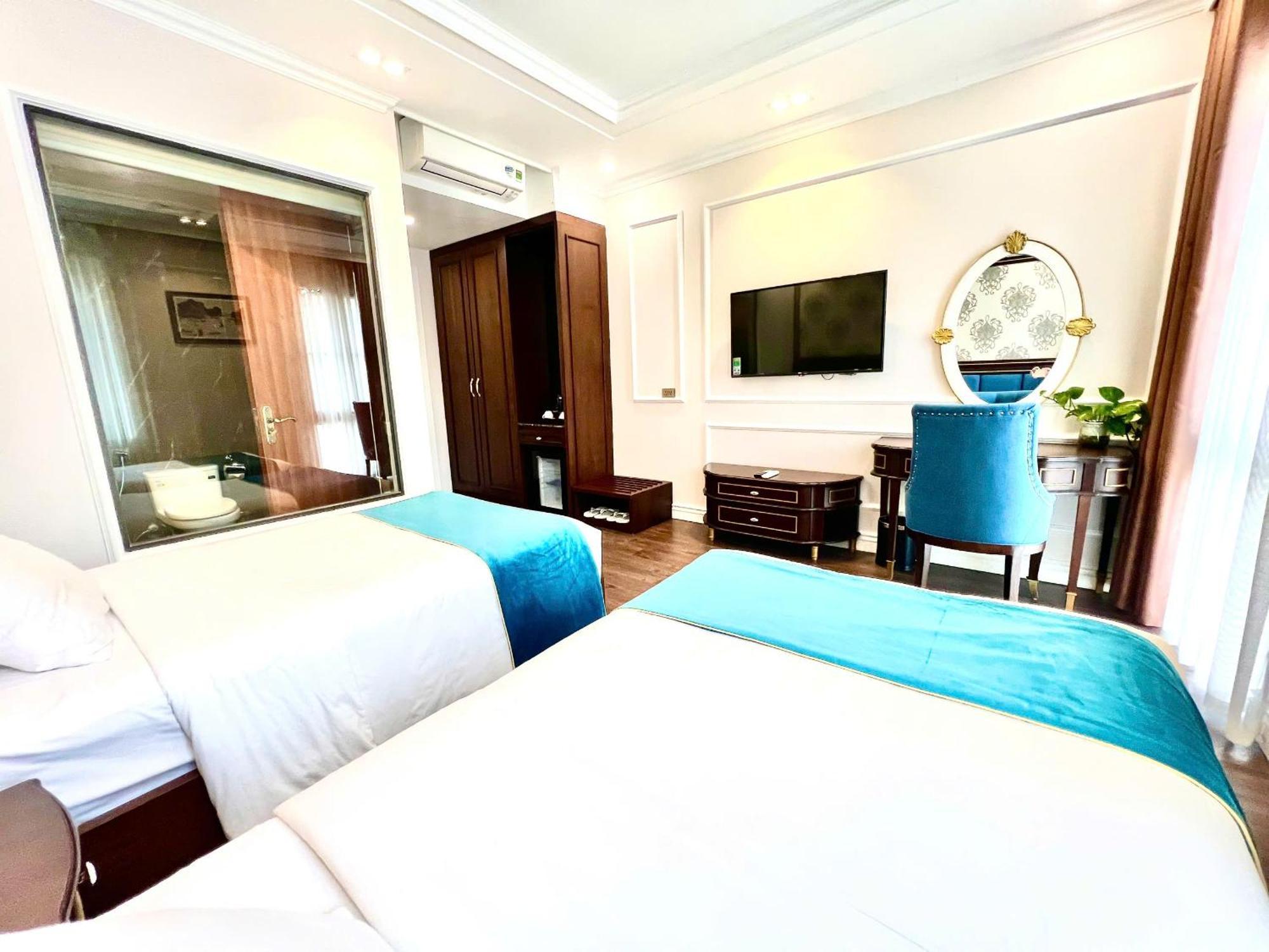 RUBY QUEEN Hotel Hạ Long Exterior foto